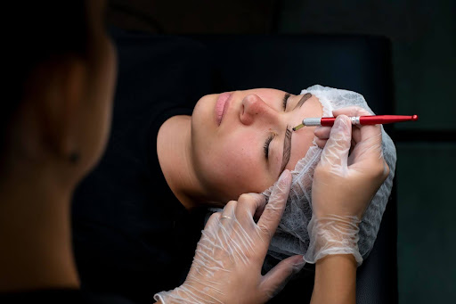 Microblading in Pune | Semi-Permanent Eyebrow Treatment by Dr. Rashmi Aderao